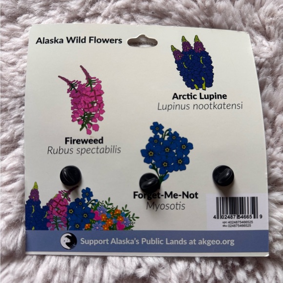 Alaska Geographic Wild Flowers Collectible Pins Set - Picture 2 of 3